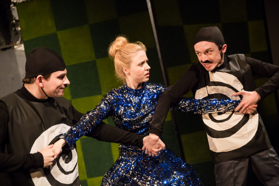 Alicja po drugiej stronie lustra - Teatr PAPAHEMA